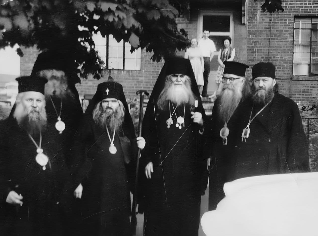 Руска Православна Црква Задгранична и  Истино-Православната Црква во Грција: Историја