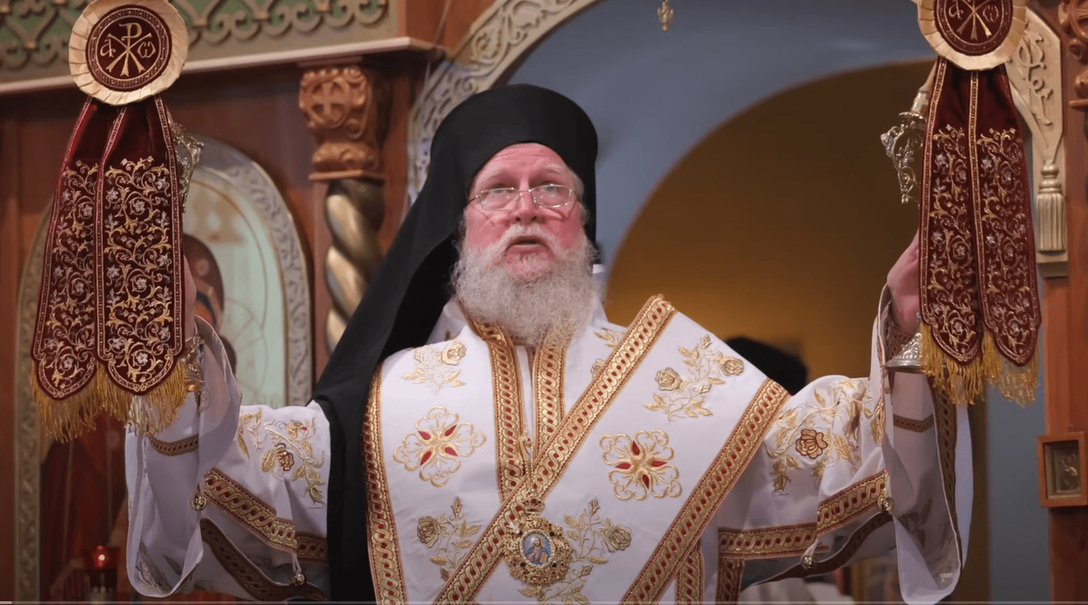 Воздвижение на Чесниот и Животворен Крст